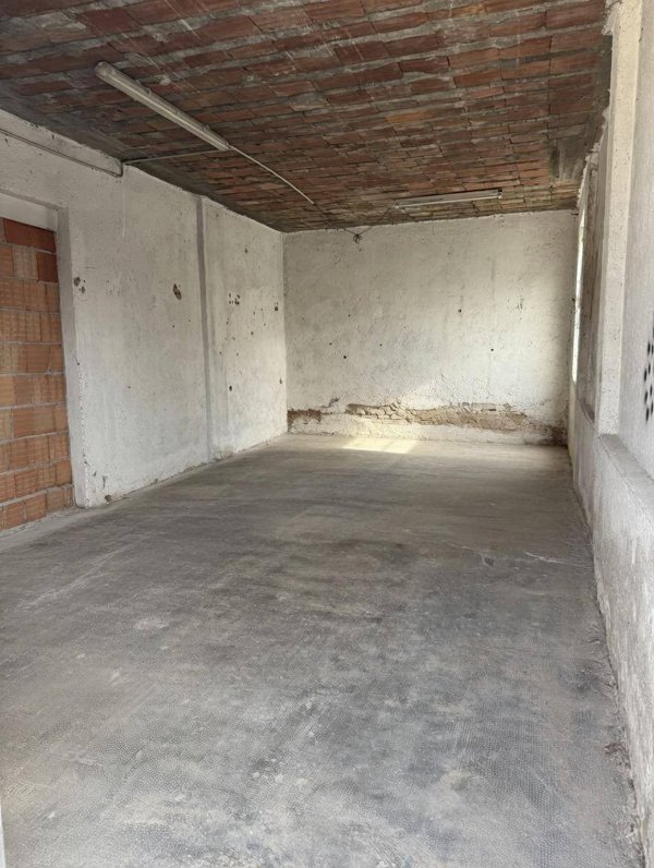 locale commerciale in affitto ad Edolo in zona Vico