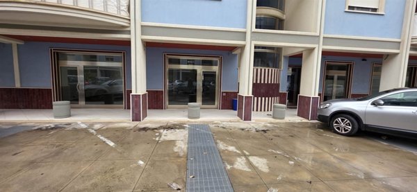 locale commerciale in affitto ad Edolo in zona Vico