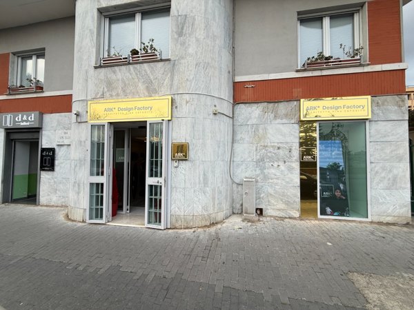 locale commerciale in affitto ad Edolo in zona Vico