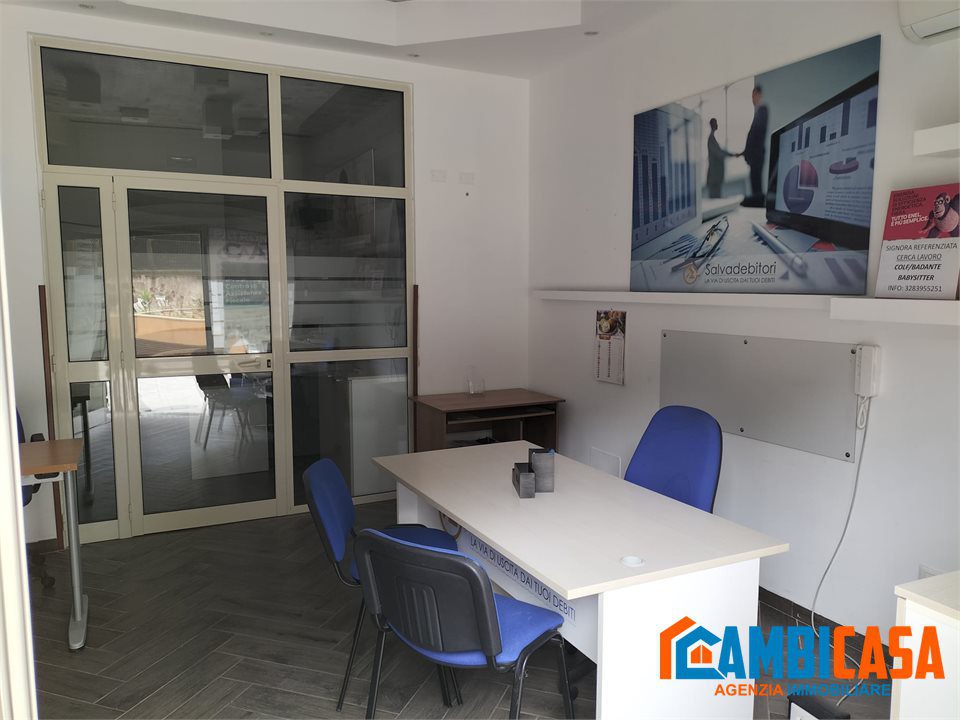 casa indipendente in affitto ad Edolo in zona Vico