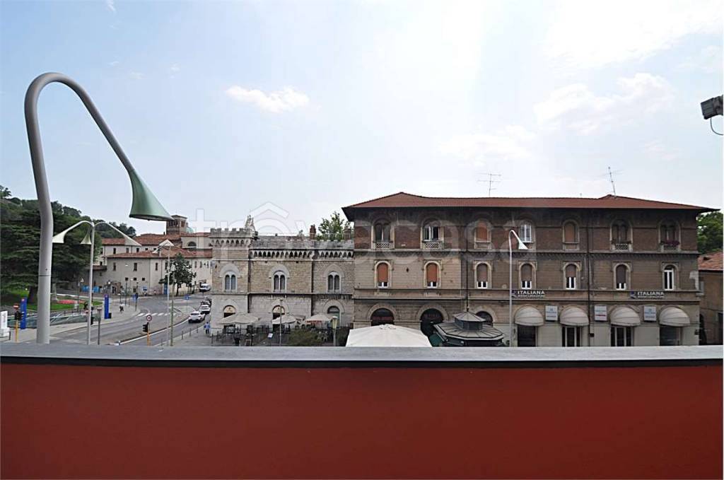 appartamento in affitto ad Edolo in zona Vico