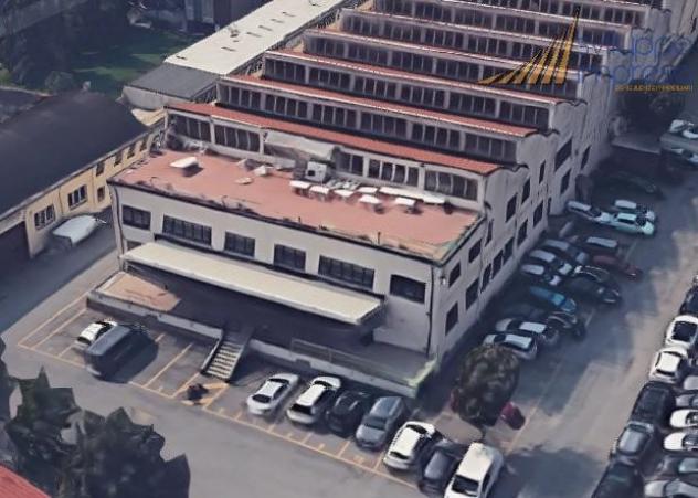 ufficio in affitto ad Edolo in zona Vico