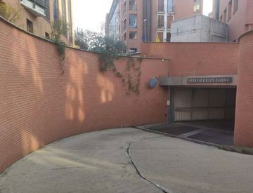 box auto in affitto ad Edolo in zona Vico