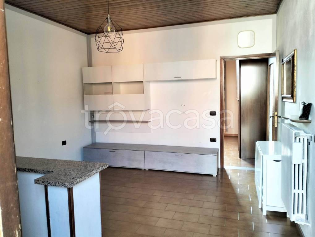appartamento in affitto ad Edolo in zona Vico