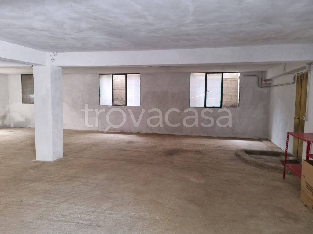 locale commerciale in affitto ad Erbusco