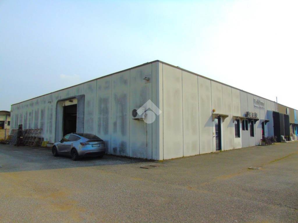 negozio in affitto a Flero