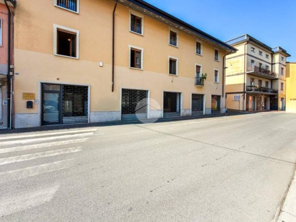 negozio in affitto a Flero in zona Pietra del Gallo