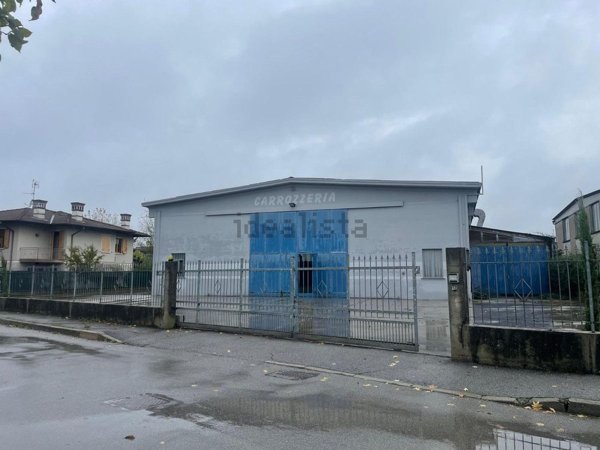 capannone in affitto a Gambara