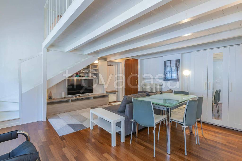 appartamento in affitto a Gambara