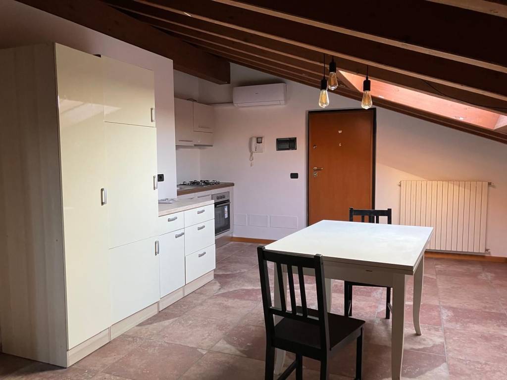 appartamento in affitto a Gambara