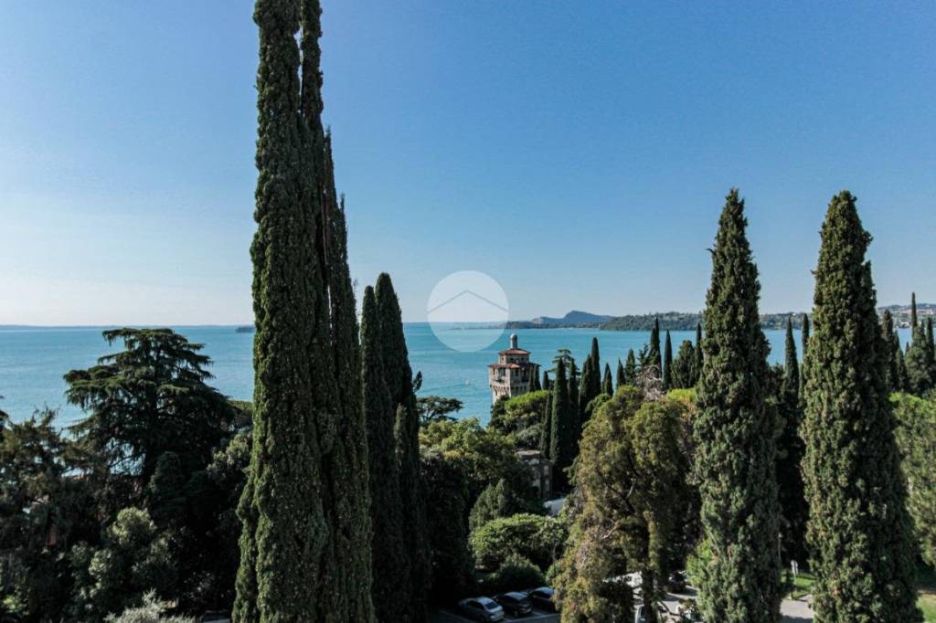 appartamento in affitto a Gardone Riviera
