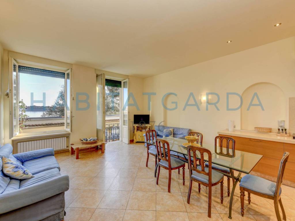 appartamento in affitto a Gardone Riviera