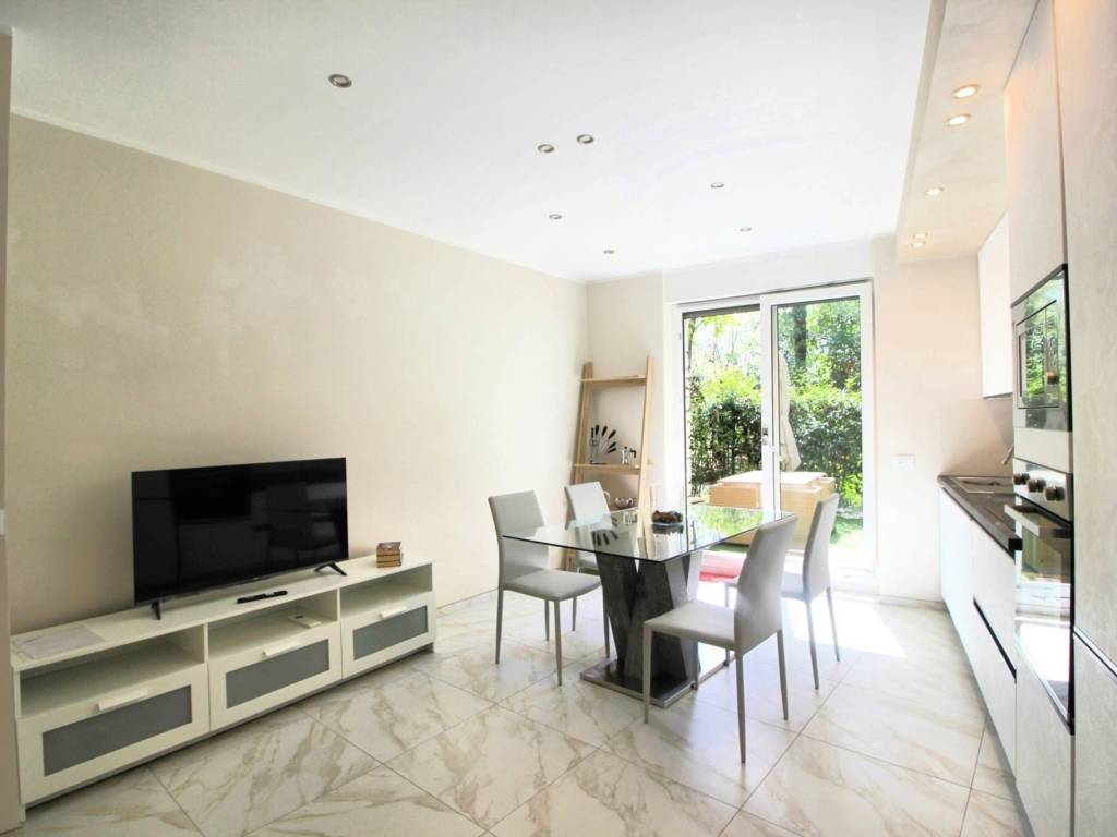 appartamento in affitto a Gardone Riviera