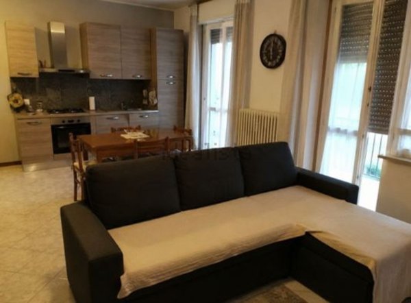 appartamento in affitto a Gardone Riviera in zona Morgnaga
