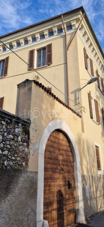 appartamento in affitto a Gavardo