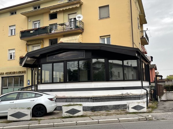 negozio in affitto a Ghedi