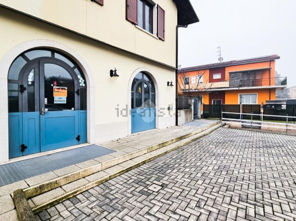 locale commerciale in affitto a Ghedi