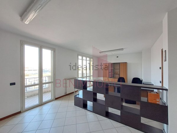 ufficio in affitto a Ghedi