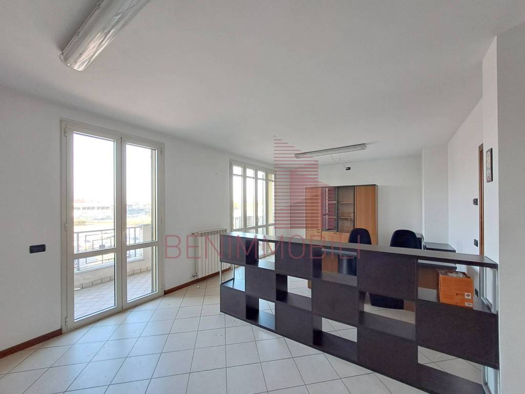 ufficio in affitto a Ghedi