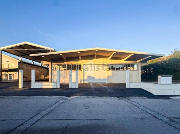 capannone in affitto a Ghedi