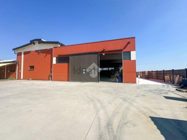 capannone in affitto a Ghedi