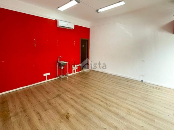 locale commerciale in affitto a Ghedi
