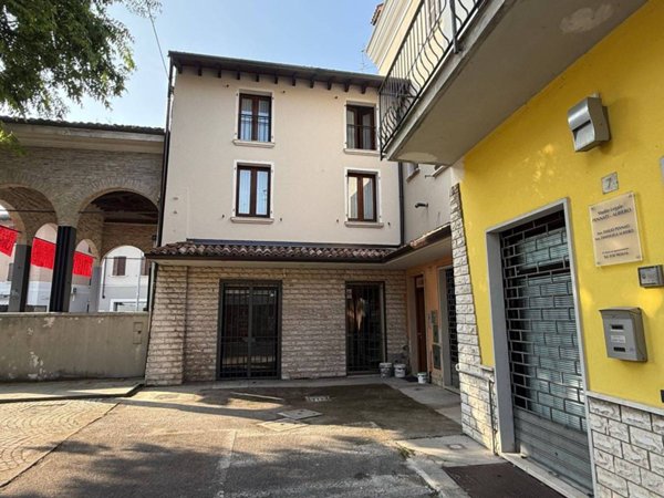 negozio in affitto a Ghedi