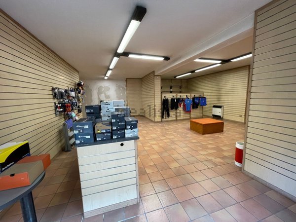 negozio in affitto a Ghedi in zona Belvedere