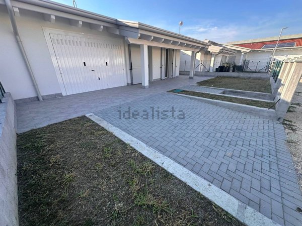 casa indipendente in affitto a Ghedi
