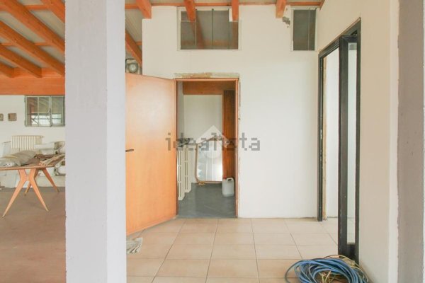 capannone in affitto a Gussago