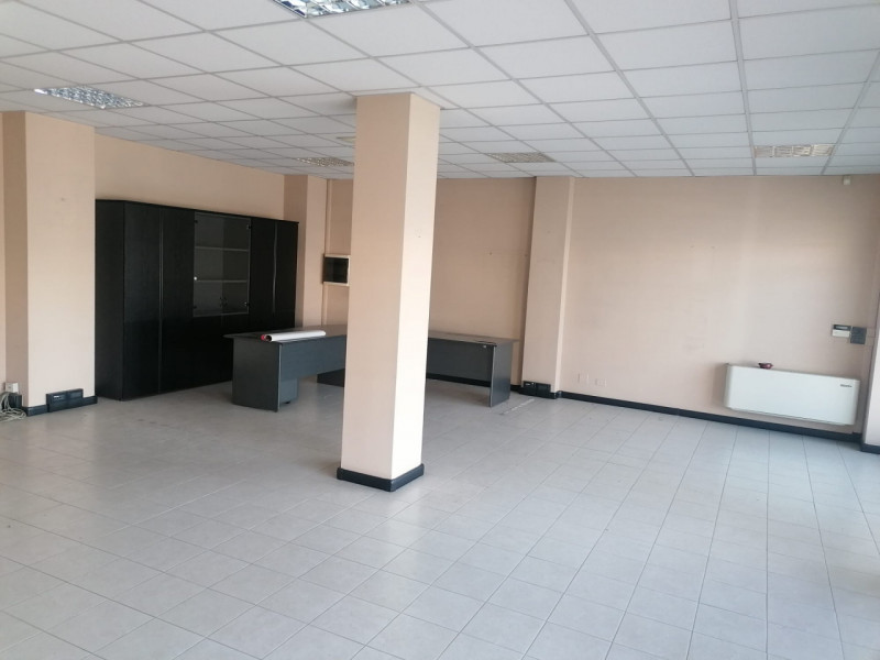 negozio in affitto a Gussago in zona Mandolossa