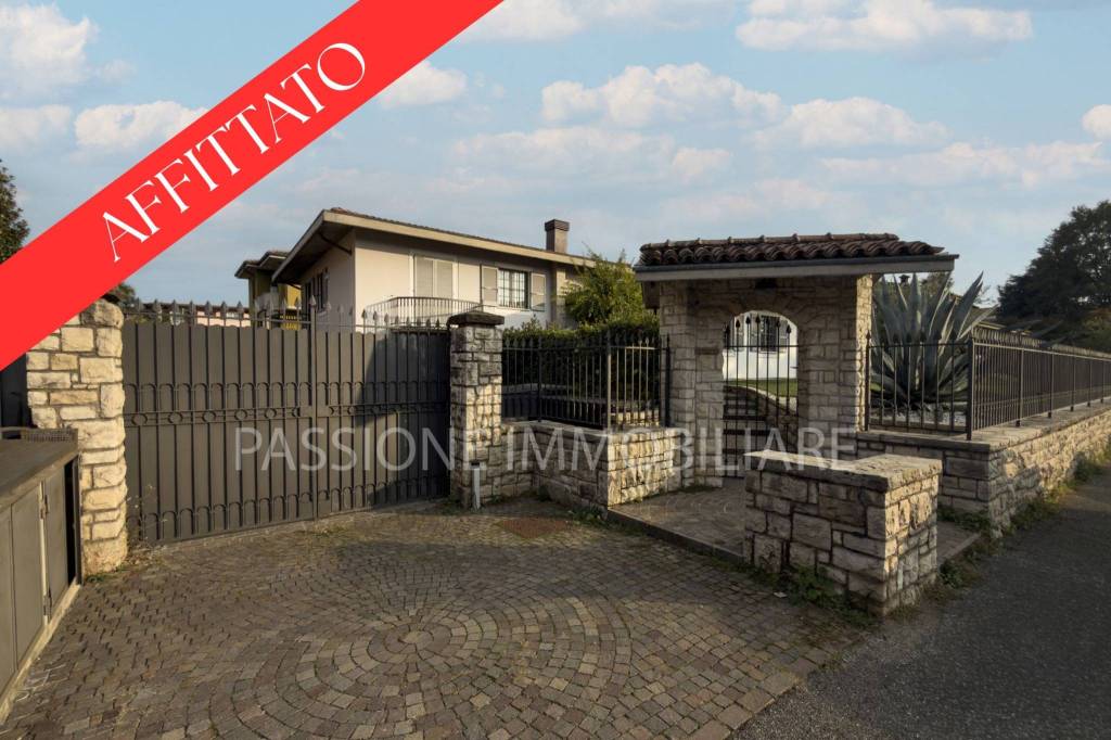 casa indipendente in affitto a Gussago in zona Villa