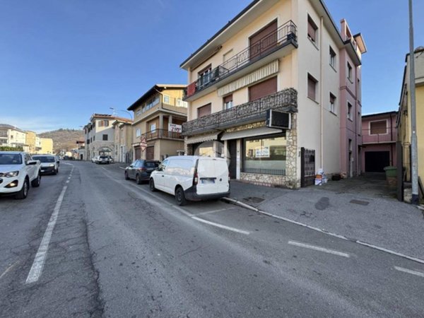 negozio in affitto a Gussago in zona Piazza