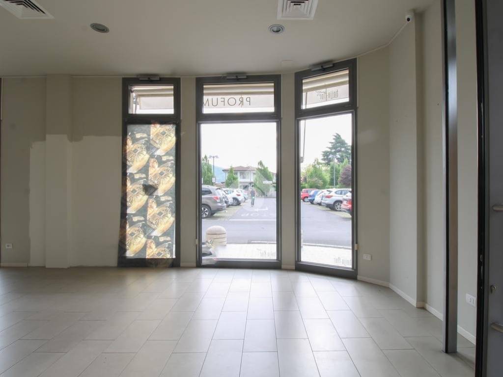 ufficio in affitto a Gussago in zona Piazza