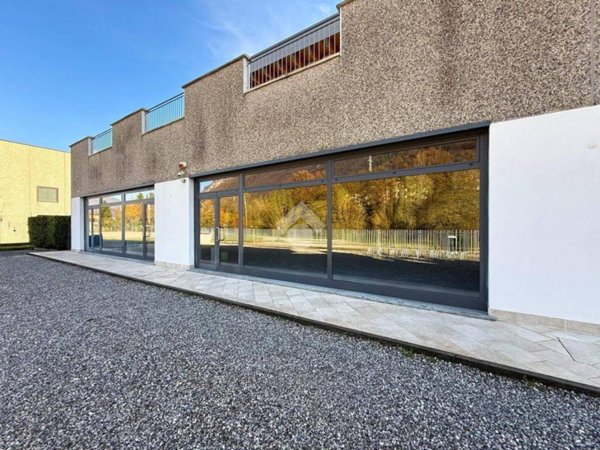 negozio in affitto ad Idro in zona Crone