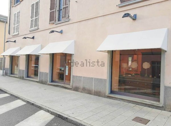 negozio in affitto ad Iseo