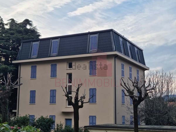 appartamento in affitto ad Iseo