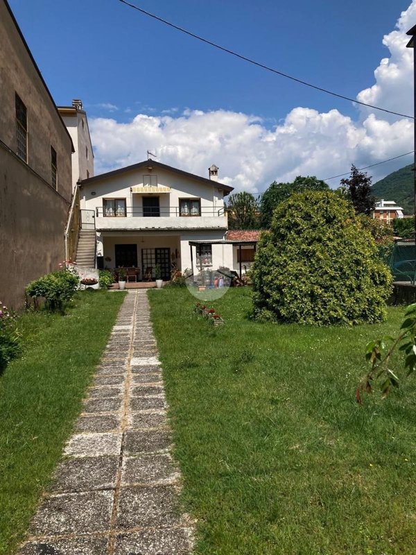 appartamento in affitto ad Iseo