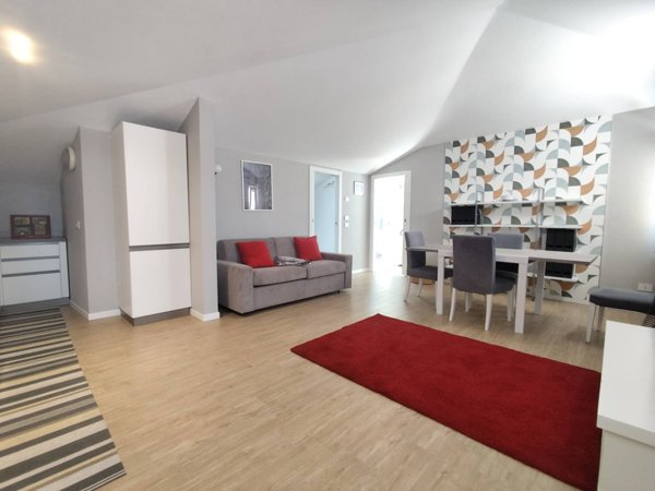 appartamento in affitto ad Iseo