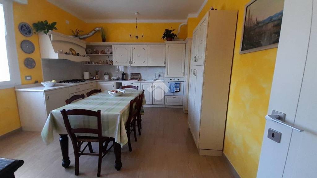 appartamento in affitto ad Iseo