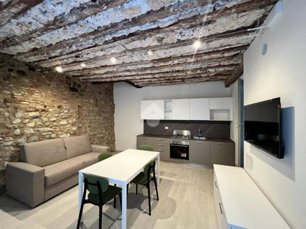 appartamento in affitto ad Iseo