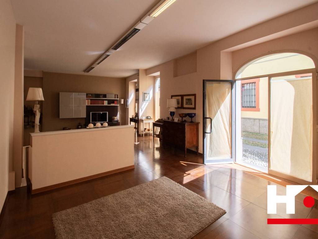 negozio in affitto ad Iseo