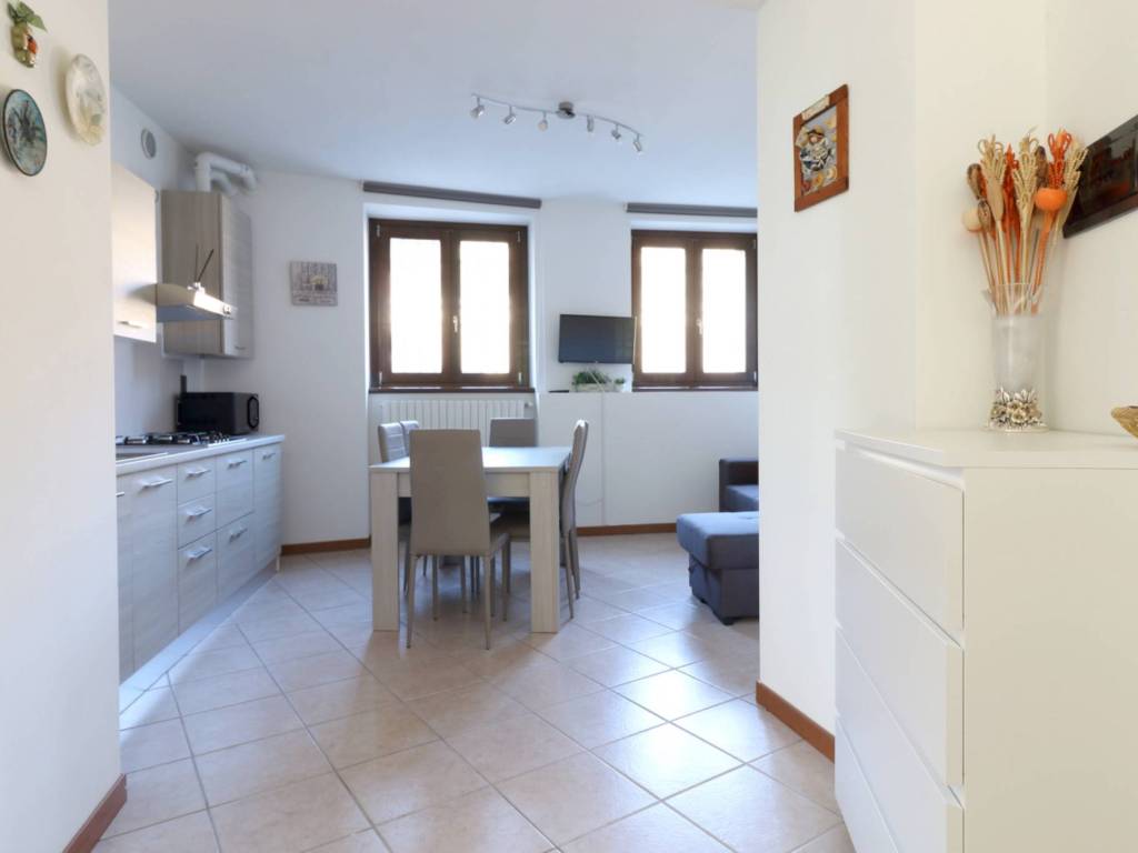 appartamento in affitto ad Iseo