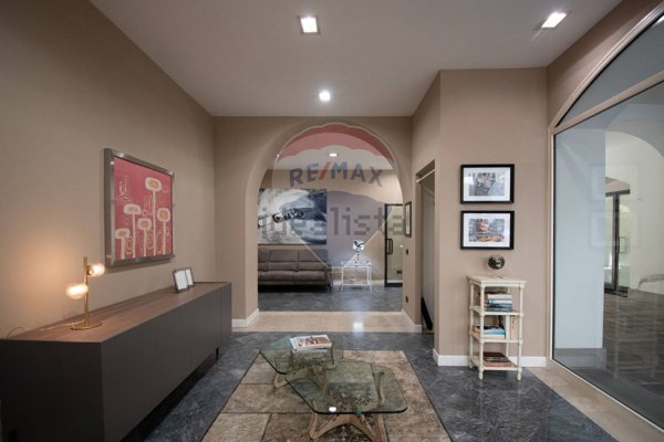 locale commerciale in affitto ad Iseo