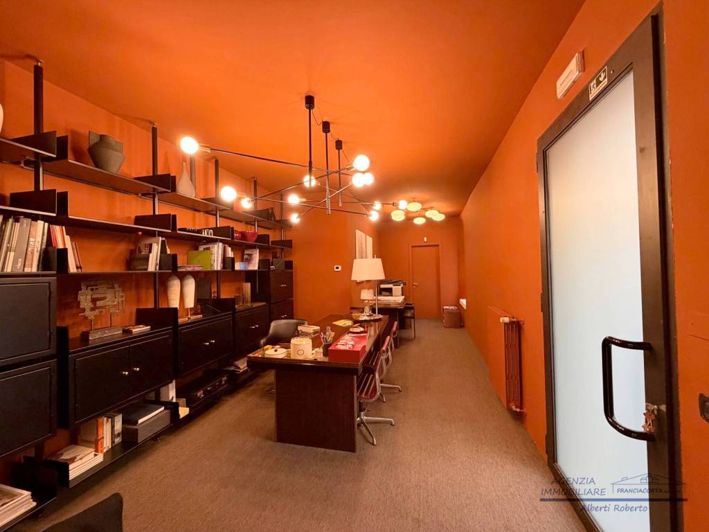 negozio in affitto ad Iseo