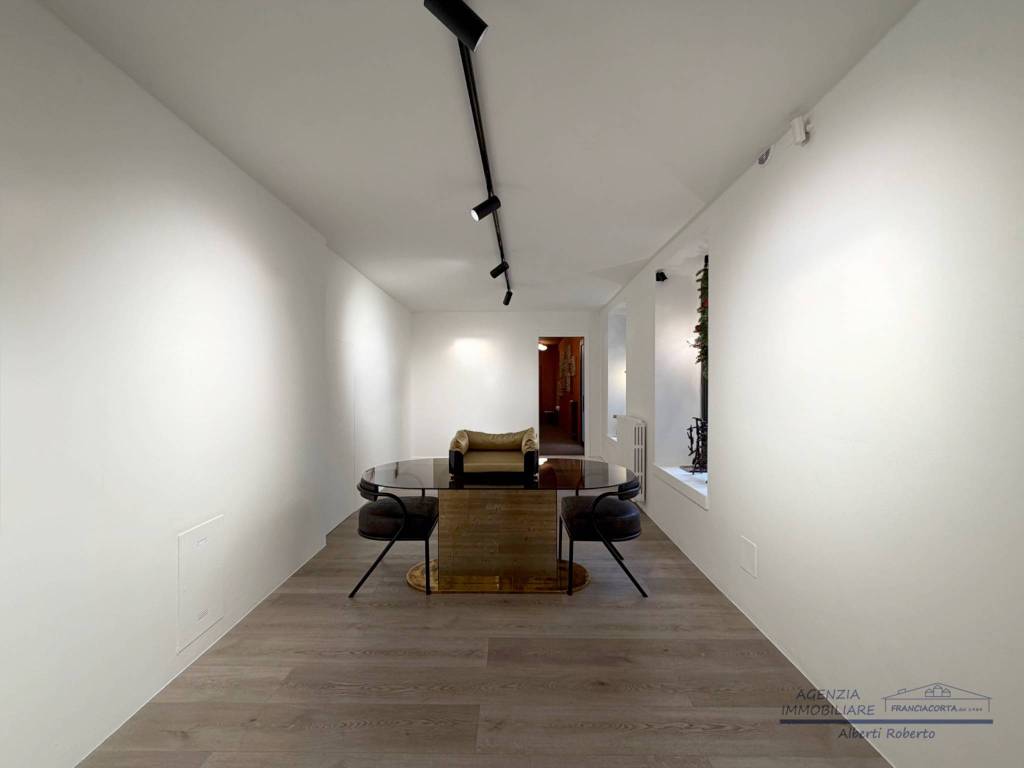 negozio in affitto ad Iseo