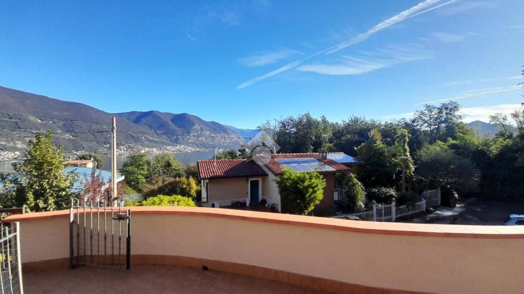appartamento in affitto ad Iseo in zona Cremignane