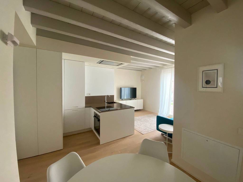 appartamento in affitto ad Iseo