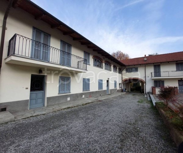 casa indipendente in affitto a Castiglione Torinese