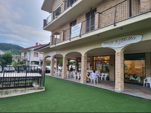 negozio in affitto a Castiglione Torinese